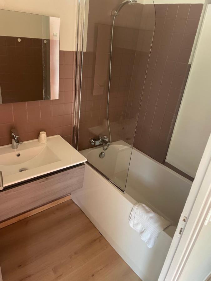 Les Residences Du Port Appartements Meubles Porto  Kültér fotó